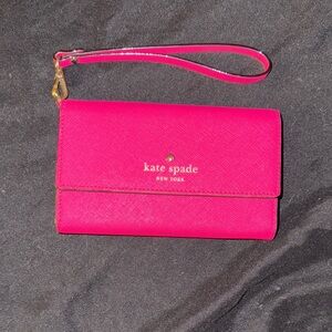 BNWOT Kate Spade Fuchsia Wristlet Clutch